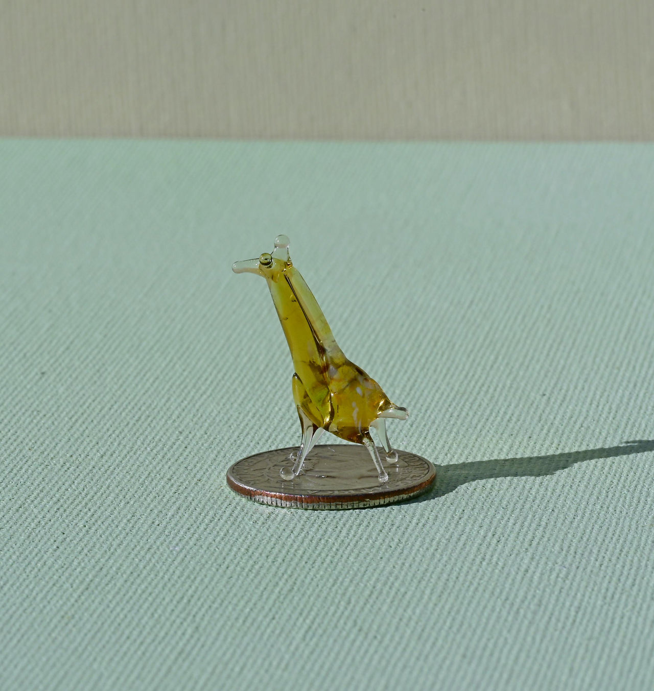 Tiny Glass Giraffe – Handblown Miniature Animal Figurine for Collectors