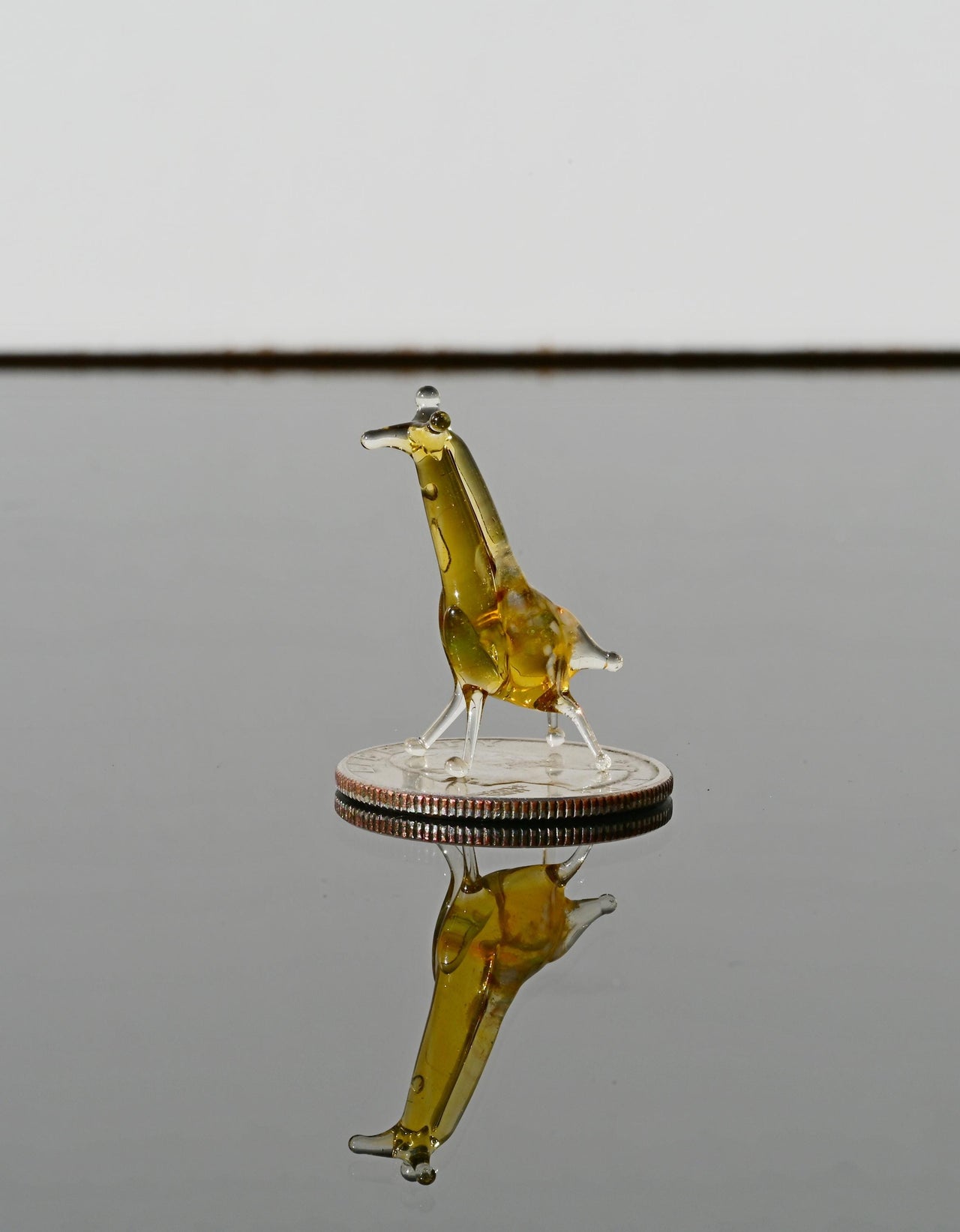 Tiny Glass Giraffe – Handblown Miniature Animal Figurine for Collectors