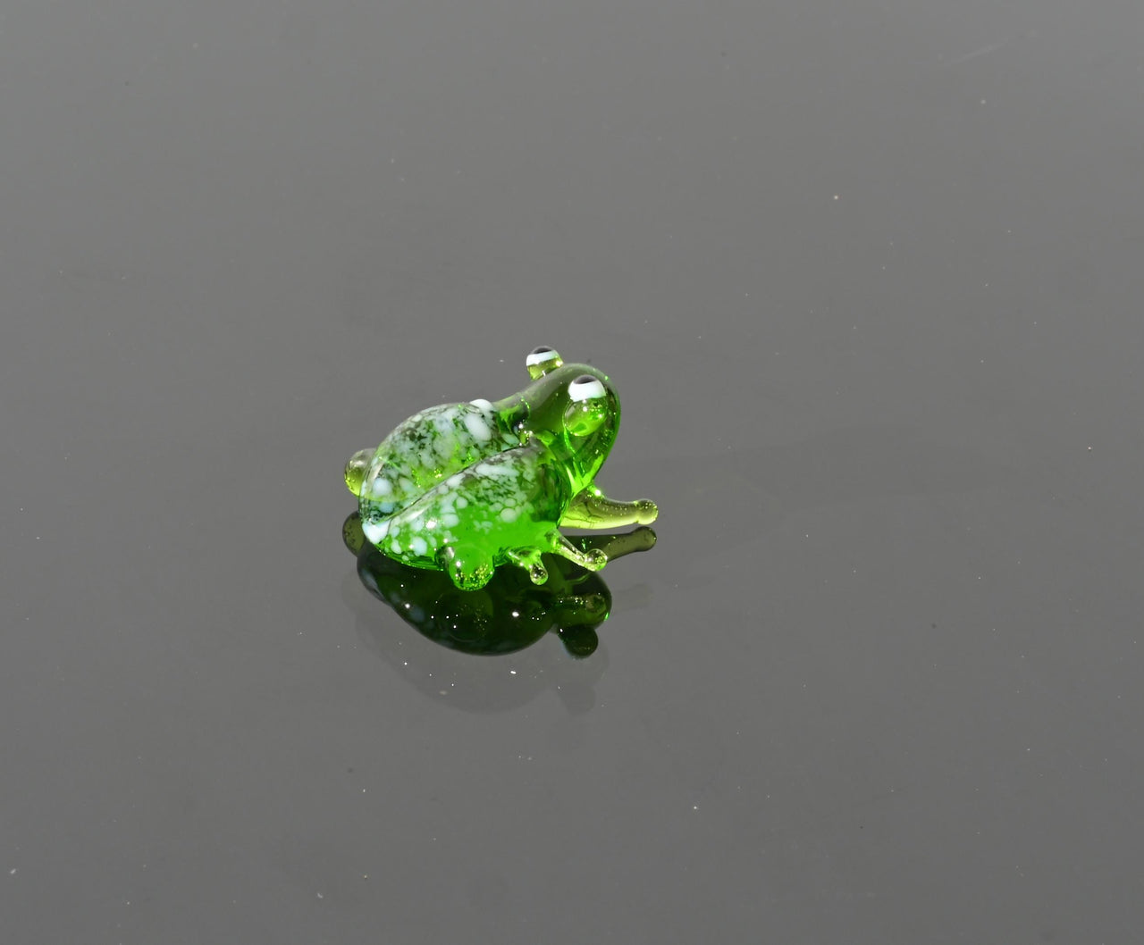 Glass Animal Figurines, Glass Frog, Glass Animals, Tiny Glass Animals, Miniature Glass Animals, Cute Frog, Lampwork Glass, Frog Gifts