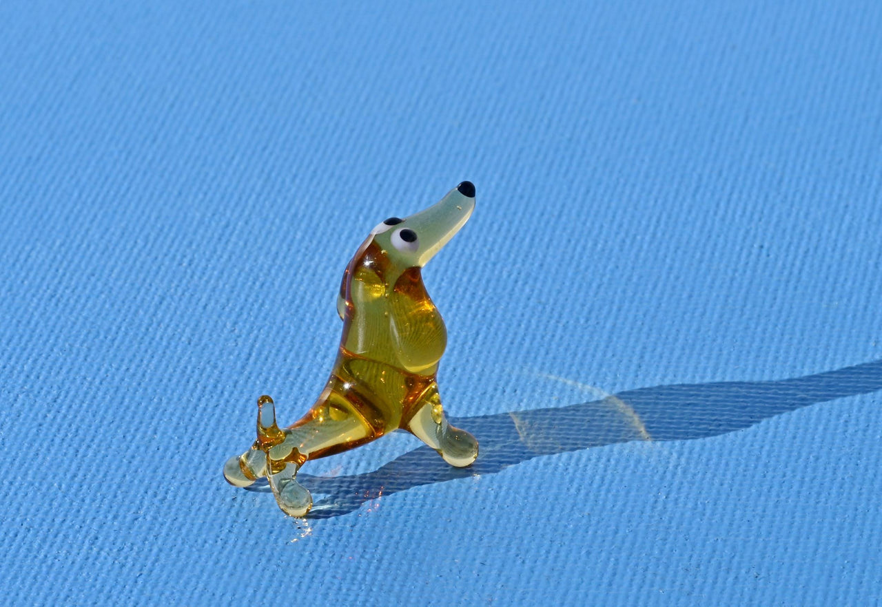 Hand-Blown Glass Dachshund Figurine: Miniature Art Glass Sculpture