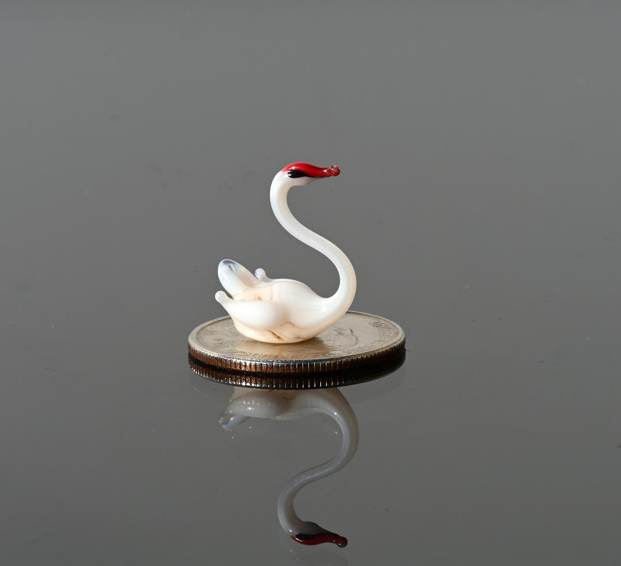 Tiny Glass Swan Figurine: Flamework Miniature Collectible