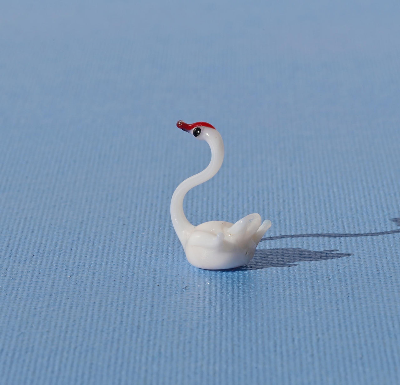 Tiny Glass Swan Figurine: Flamework Miniature Collectible