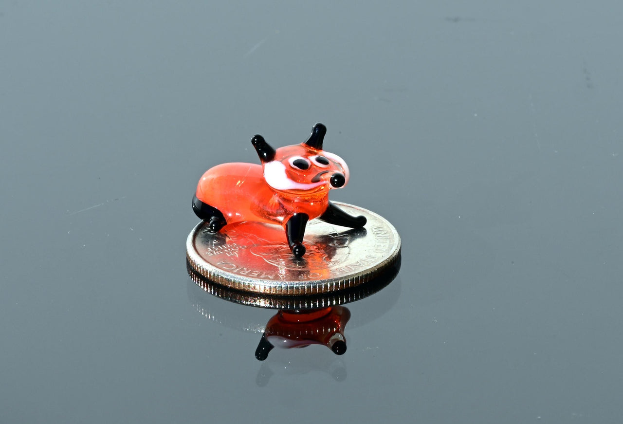 Handmade Glass Red Fox Figurine: Whimsical Animal Sculpture