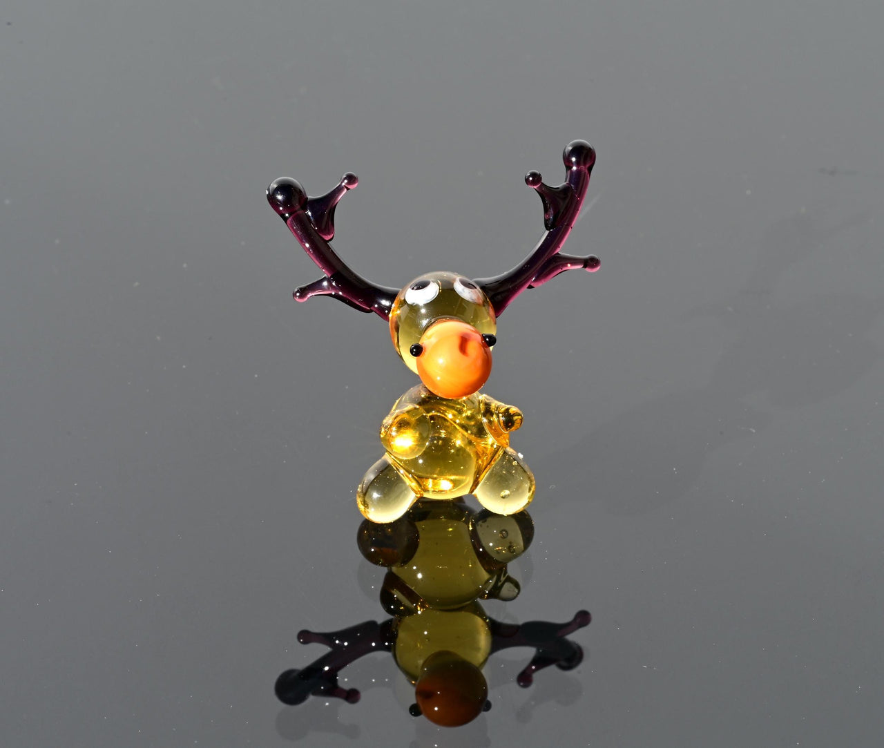 Moose Decor, Glass Animal Figurines, Moose, Tiny Glass Animals, Moose Gifts, Mini Glass Figurines, Glass Animals, Moose Art, Glass Moose