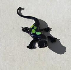 Handmade Black Glass Lizard Figurine: Weatherproof Art Sculpture