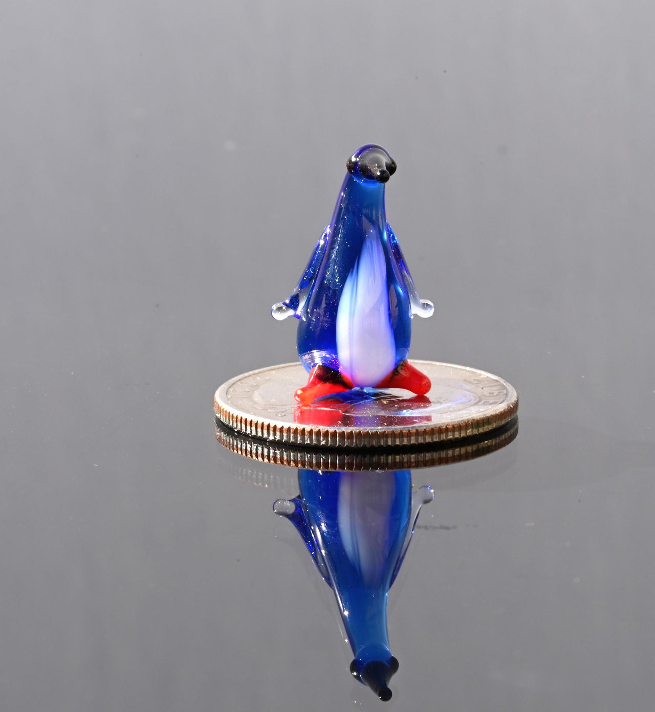 Penguin Gifts, Handmade Glass Bird Figurine, Penguin Art, Mini Glass Animals, Penguin Gift, Glass Bird, Glass Sculpture, Penguins, Penguin