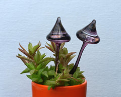 Hand-Blown Purple Glass Mushroom Decor: Weatherproof Flower Pot Ornament