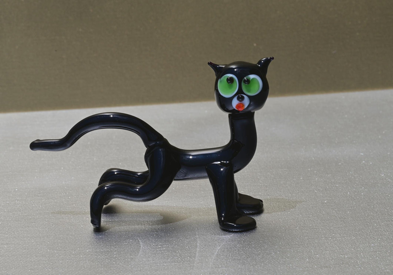 Glass Black Cat Figurine: Green Eyes, Handmade Flame Work