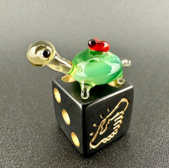 Tiny Green Glass Turtle with Ladybug – Handcrafted Miniature Animal Figurine