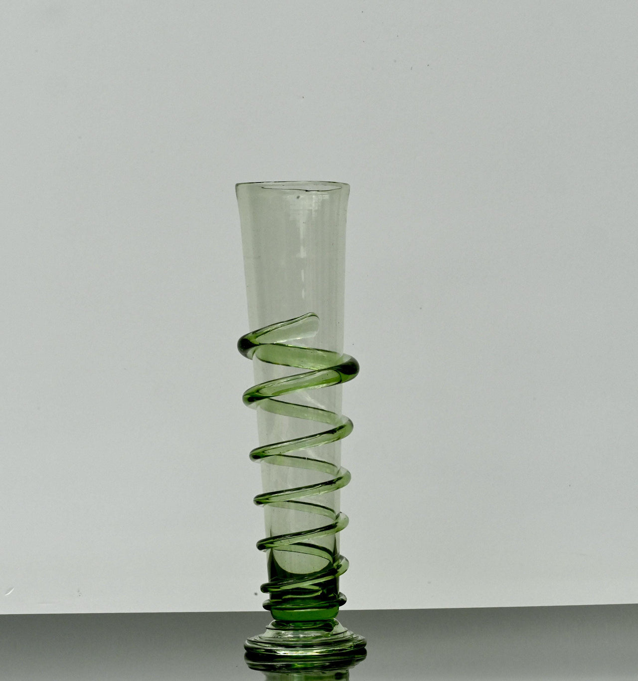 Hand-Blown Glass Daisy Vase: Light Green Art Glass Decor