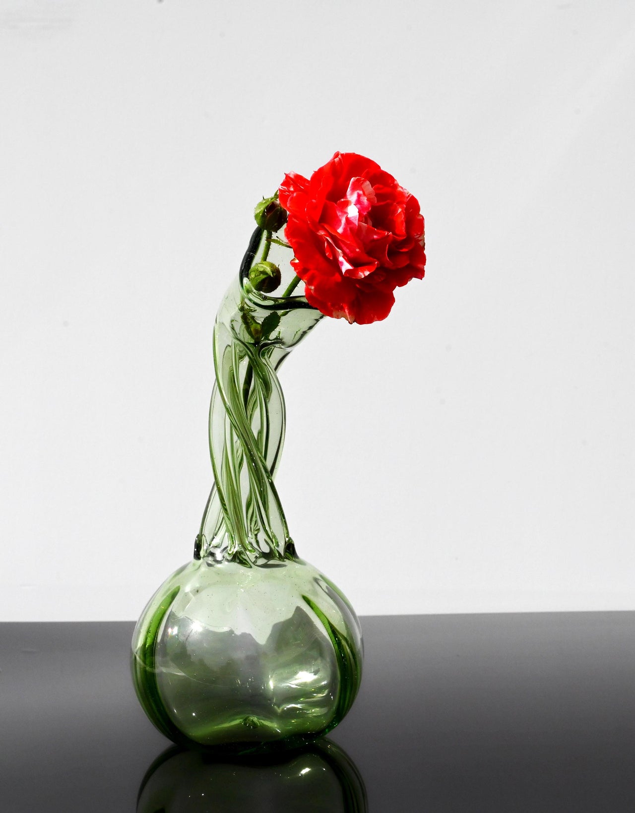 Central Piece Handblown Renaissance light green colored Glass Vase: Elegant Twisted Design.