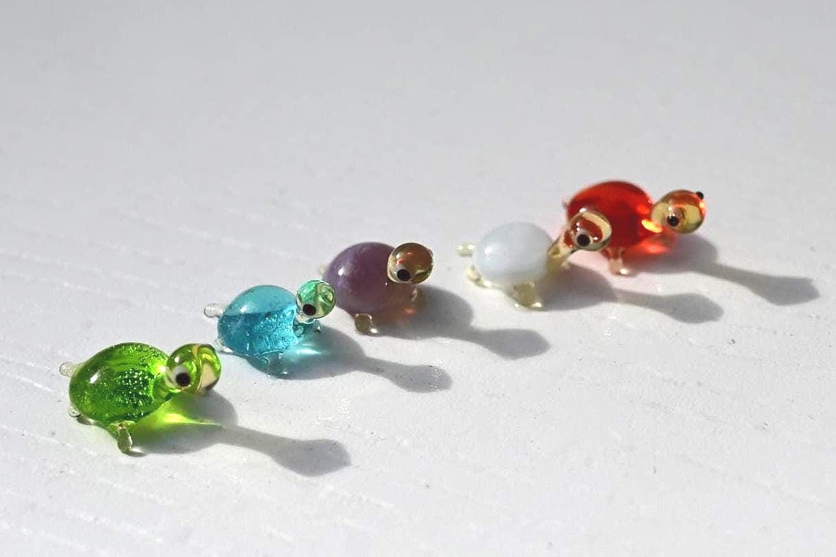 Tiny Glass Animals - Glass Turtle Figurines - Turtle Gift - Blown Miniature Glass Animals - Small Glass Turtle Decor