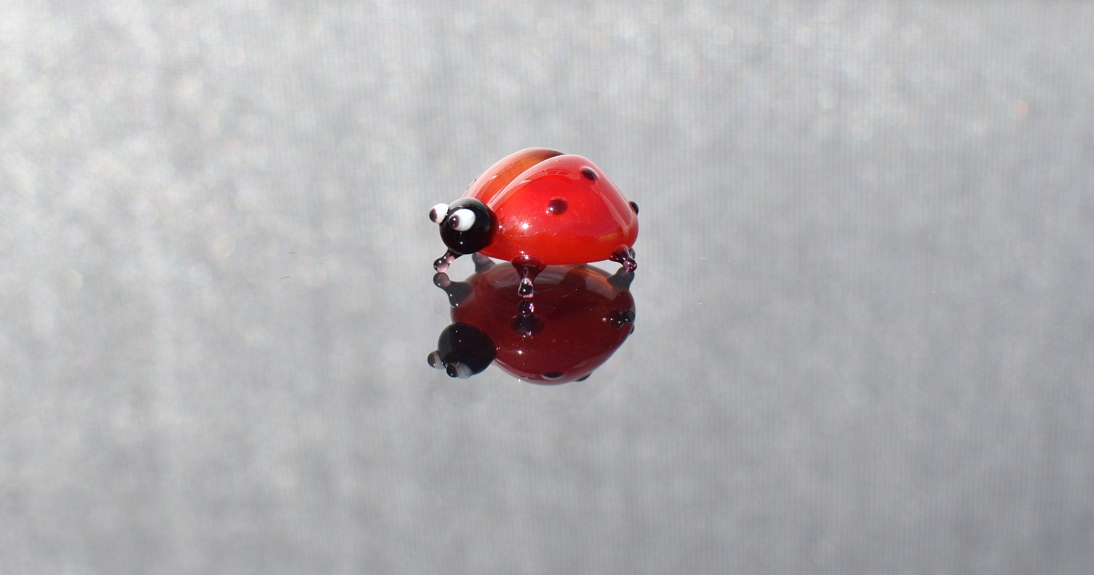 Ladybug Gifts, Glass Animal Figurines, Ladybug Decor, Glass Animals, Tiny Glass Animals, Ladybug Charm, Red Ladybug, Blown Glass, Art