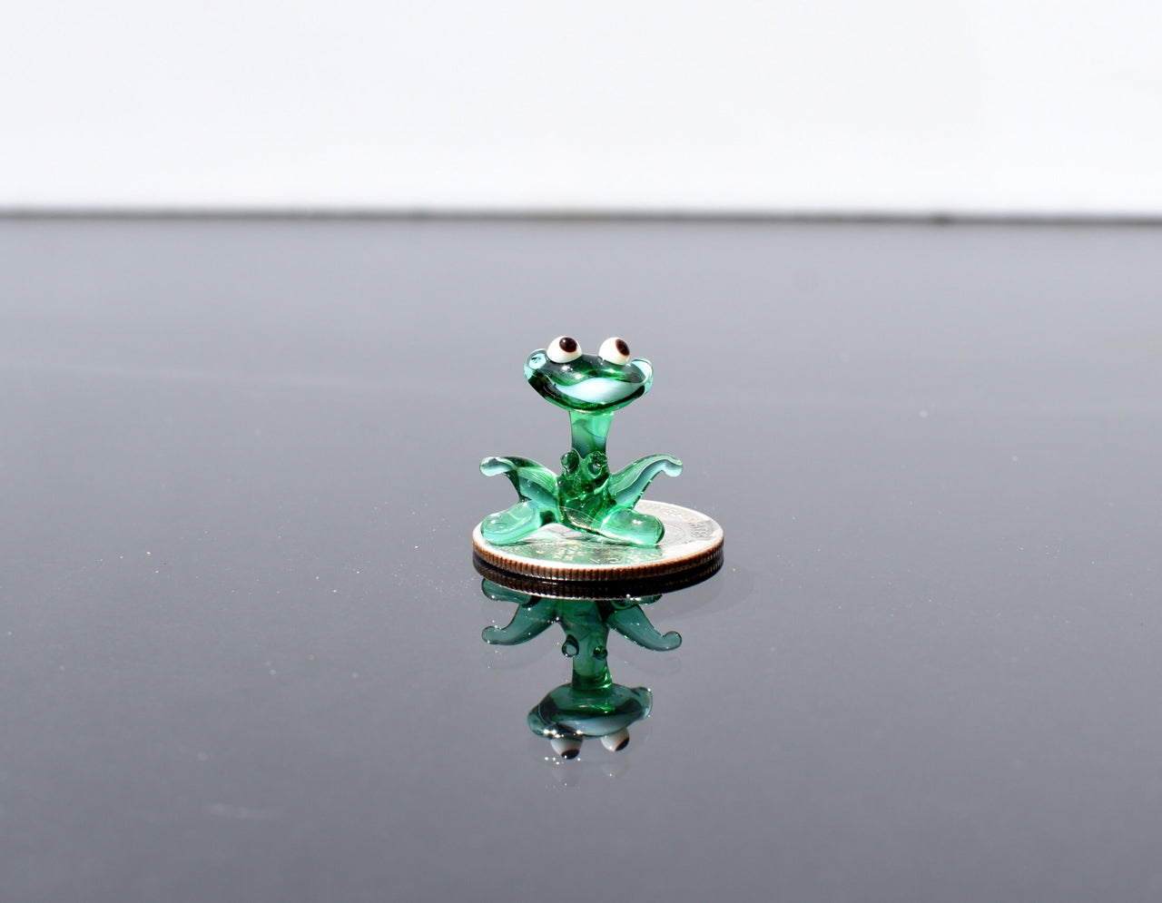Miniature Glass Animals, Tiny Glass Animals, Glass Animals, Glass Frog, Cute Frog, Frog Figurines, Mini Frog, Lampwork Glass, Frog Gifts