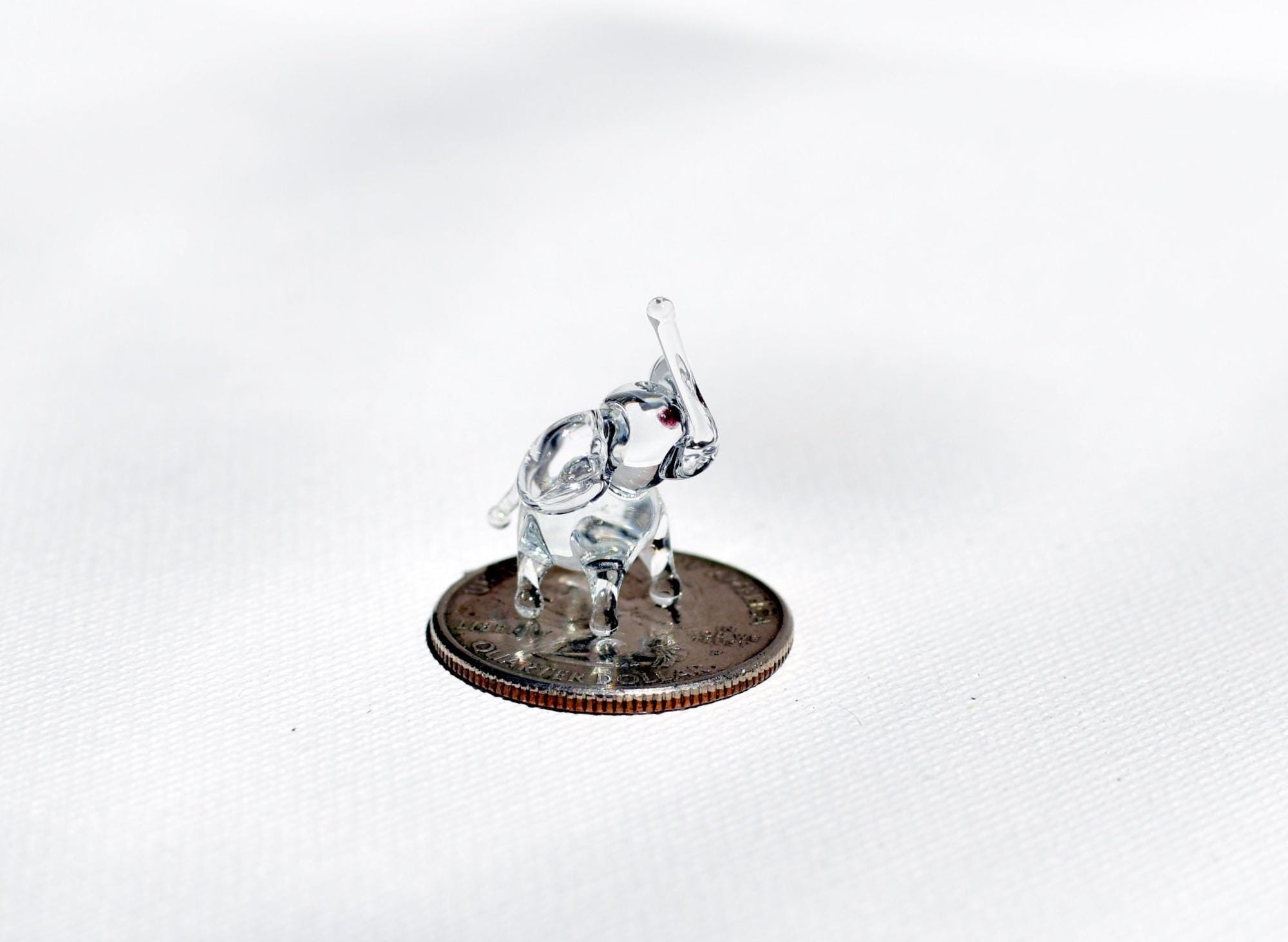 Glass Animal Figurines, Miniature Glass Animals, Clear Glass Elephant, Tiny Glass Animals, Elephant Gifts, Elephant Figurine, Glass Animals