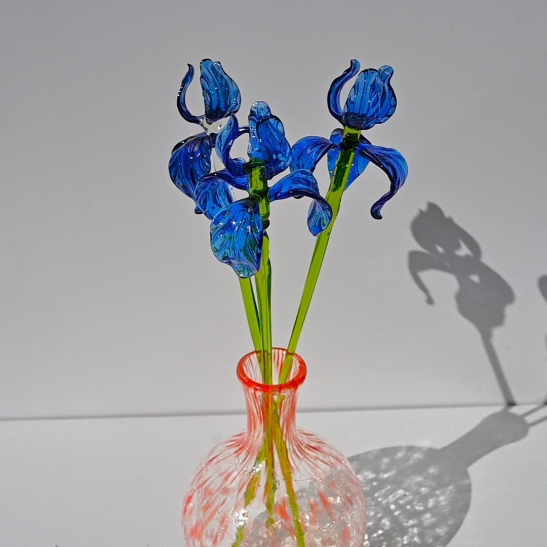 Hand-Blown Blue Glass Iris Bouquet - Elegant Art Glass Vase