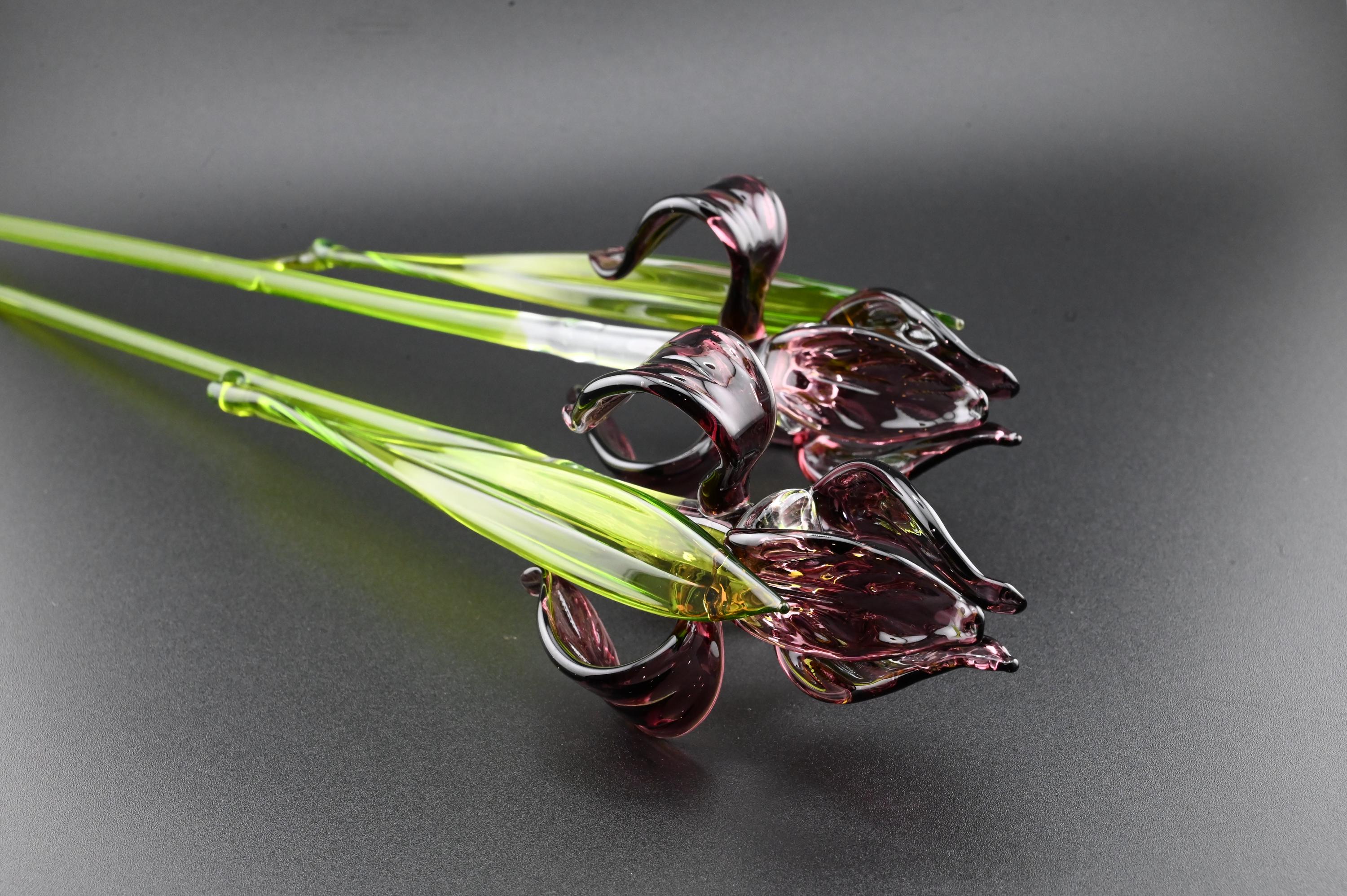 Handblown Amethyst Glass Flower: Elegant Floral Home Decor