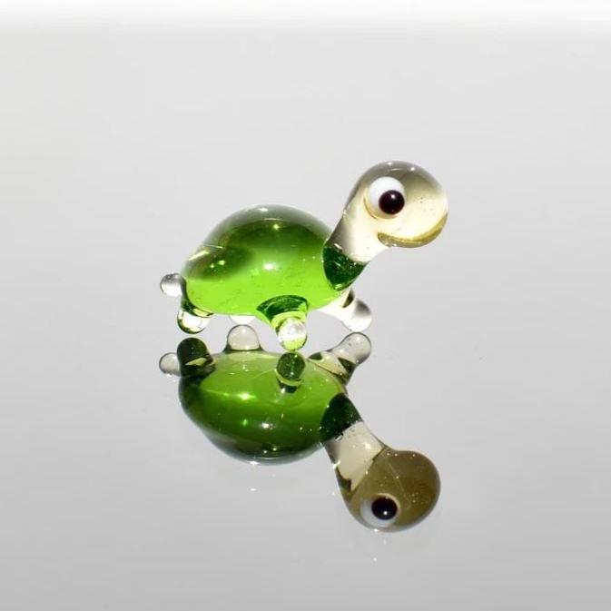 Hand Blown Mini Glass Turtles: Collectible Aquarium Decor