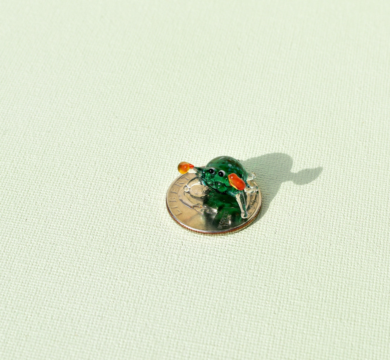 Tiny Glass Animals, Glass Crab, Mini Glass Animals, Summer Decor, Crab Decor, Beach Art, Sea Animals, Hand Blown Glass, Glass Animals, Crabs