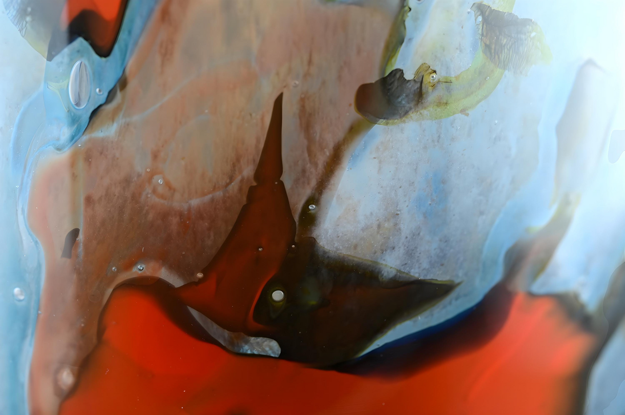 Hand-Blown Art Deco Glass Vase – Handmade Murano-Style Statement Decor