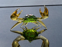 Hand-Blown Multicolor Glass Crab Figurine – CuteGlassAnimals Lampwork Sculpture.