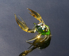 Hand-Blown Multicolor Glass Crab Figurine – CuteGlassAnimals Lampwork Sculpture.