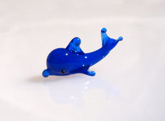 Glass Dolphin Figurine, Tiny Glass Animals, Miniature Glass Animals, Coastal Decor, Dolphin Gift, Mini Glass Animals, Lampwork Ocean Decor