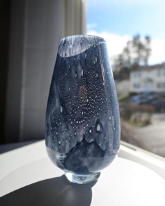 Small Hand-Blown Blue Glass Vase – Murano-Style Art Decor