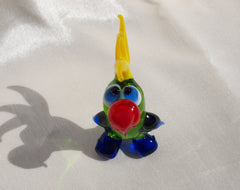 Cute Glass Parrot. Whimsical figurine with a lot of character and personality. Excellent addition to your glass menagerie collection