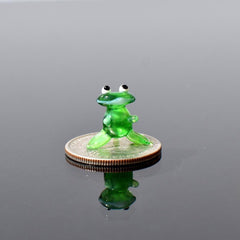 Glass Frog, Miniature Glass Animals, Tiny Glass Animals,  Glass Animals, Frog Figurines, Lampwork Glass, Cute Frog, Mini Frog, Frog Decor
