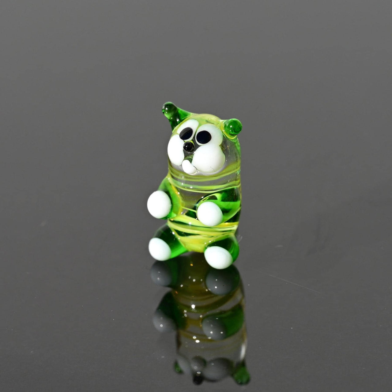 Tiny Glass Animals, Glass Cat Figurine, Mini Glass Animals, Cat Figure, Glass Cat, Cat Art, Glass Sculpture, Glass Animals, Cat Statue, Cats
