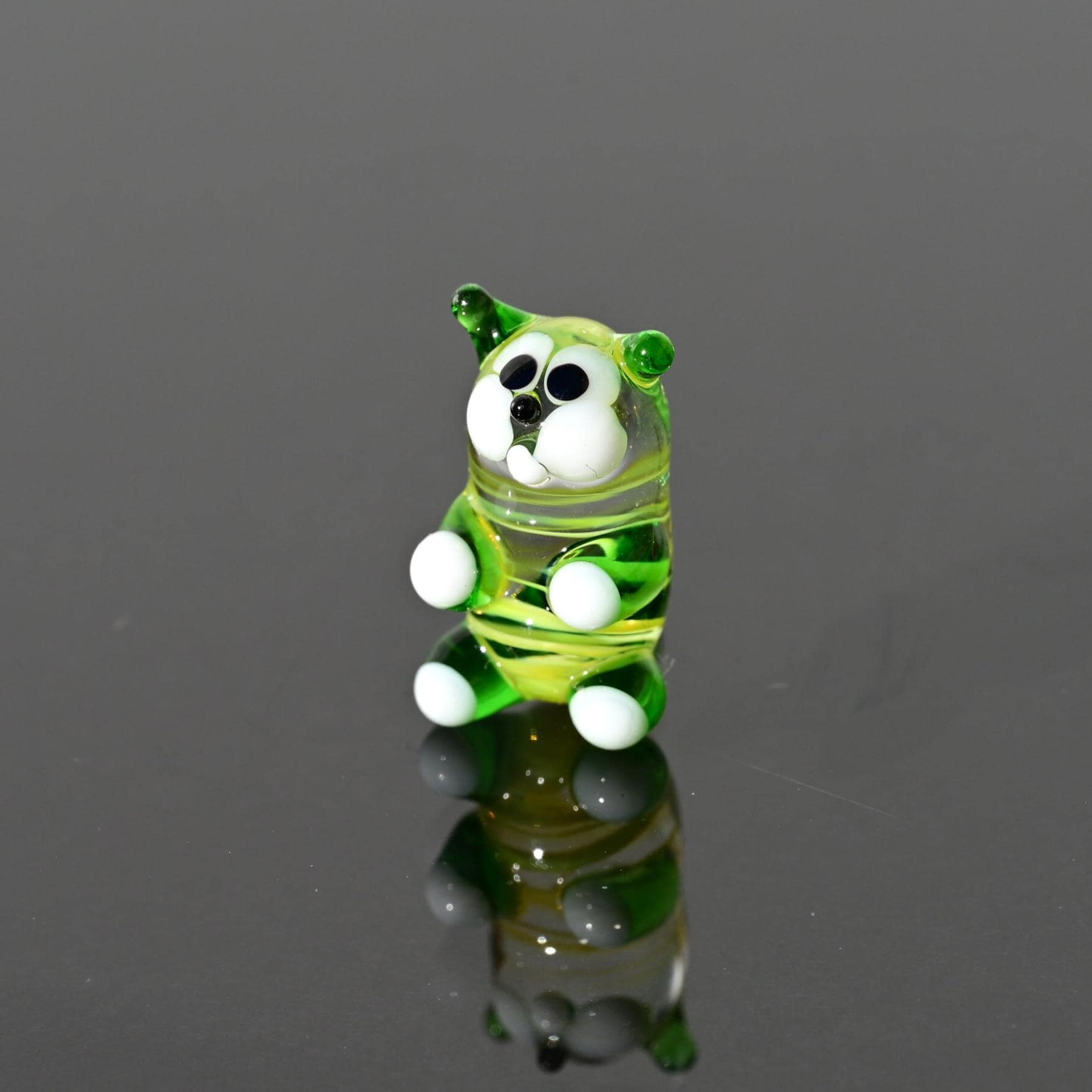 Tiny Glass Animals, Glass Cat Figurine, Mini Glass Animals, Cat Figure, Glass Cat, Cat Art, Glass Sculpture, Glass Animals, Cat Statue, Cats