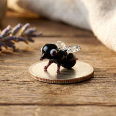 Insect Art, Glass Animals, Tiny Glass Animals, Bug Decor, Mini Glass Animals, Fly, Glass Bugs, Lampwork Glass, Bugs, Glass Figurines