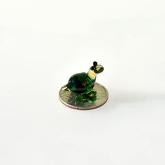 Glass Turtle Figurine - Tiny Glass Turtle Gift - Blown Miniature Glass Animal - Small Green Glass Turtle Decor