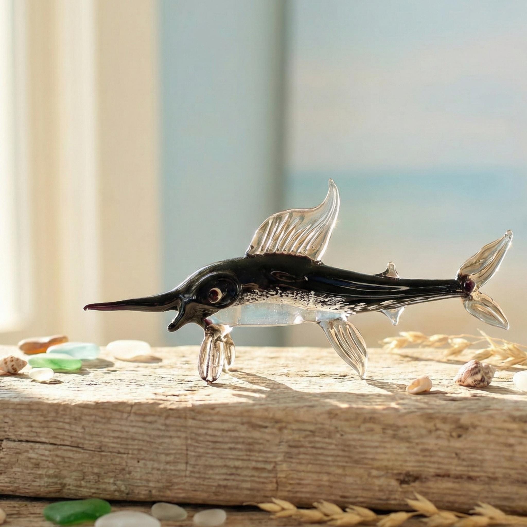 Glass Sculpture, Glass Fish, Tiny Glass Animals, Murano Glass Fish, Fish Sculpture, Mini Glass Animals, Glass Animals, Blown Glass Fish