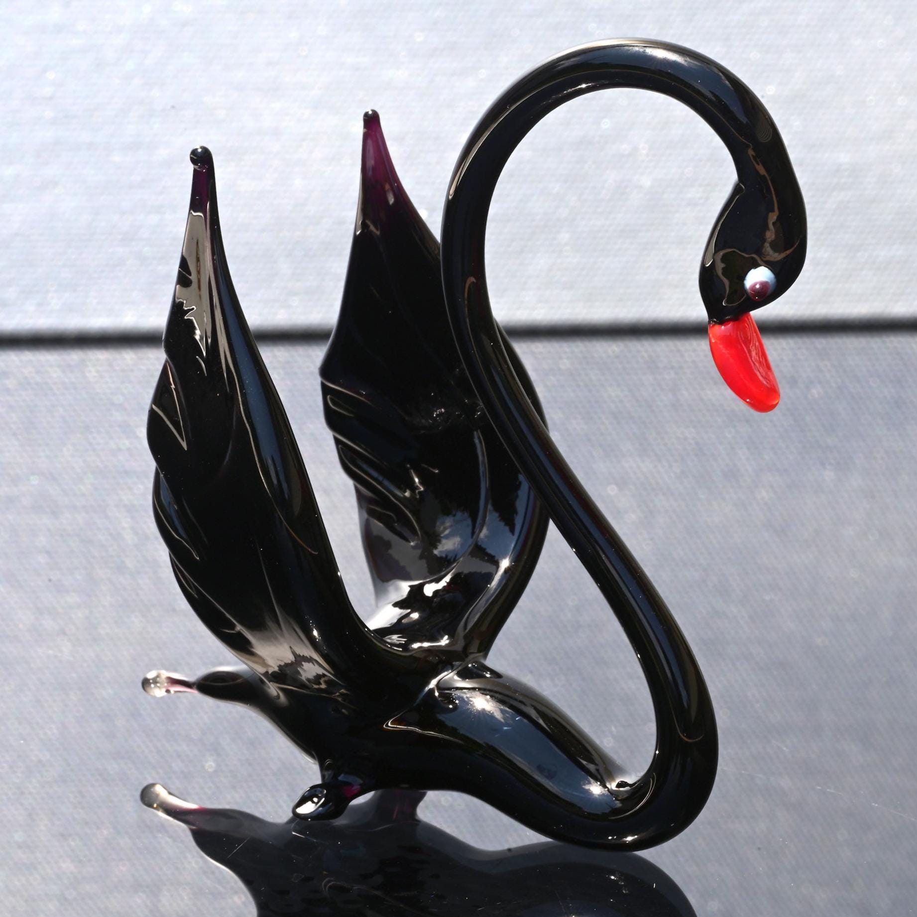 Black Swan, Swan Cake Topper, Swan Figurine, Glass Swan, Swan Gifts, Swan Decor, Tiny Glass Animals, Mini Glass Animals, Glass Figures