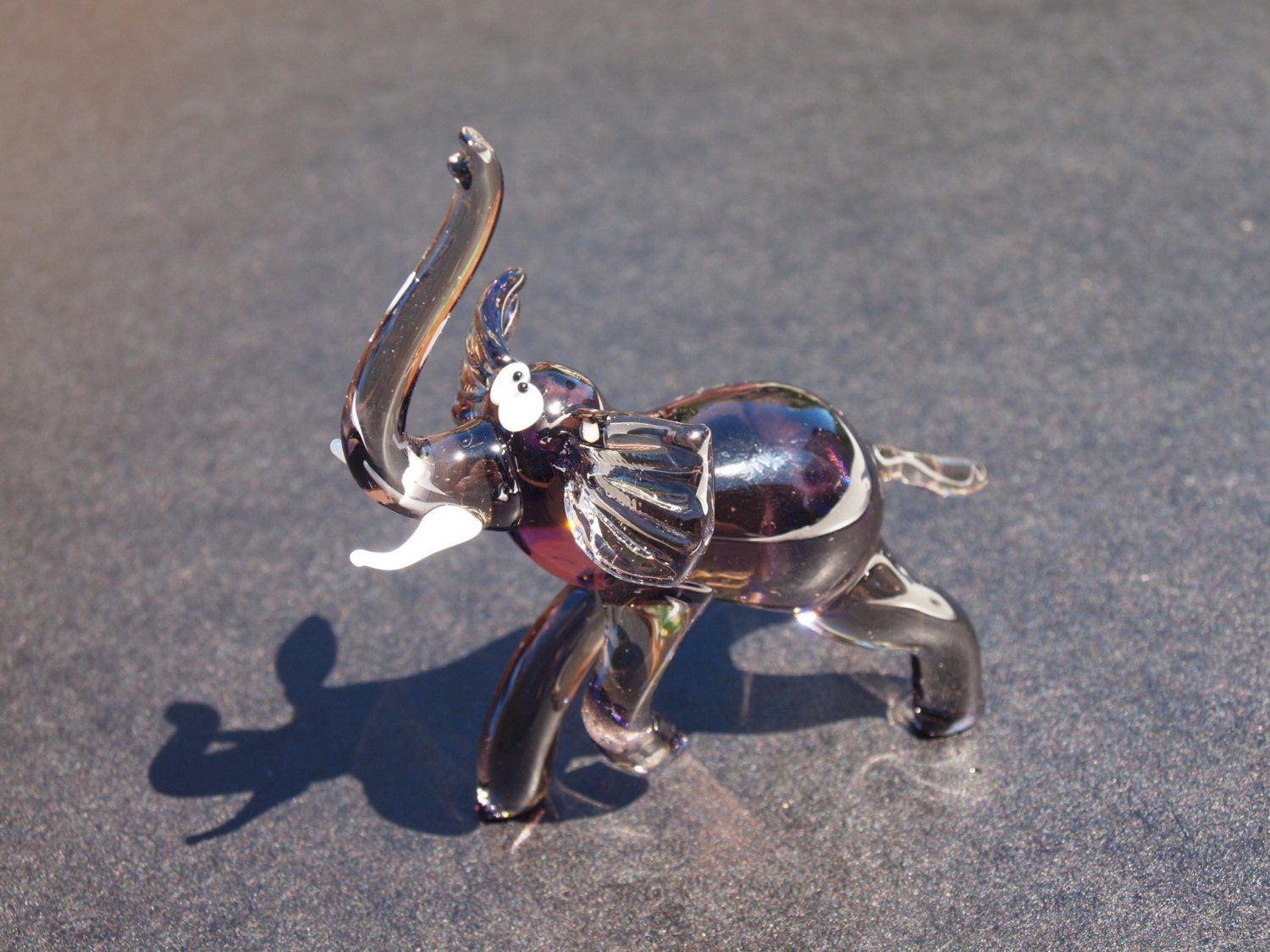 Elephant Decor, Elephant Statue, Elephant Figurine, Elephant Gifts, Glass Elephant, Elephant Art, Elephant Sculpture, Amber Glass, Statue