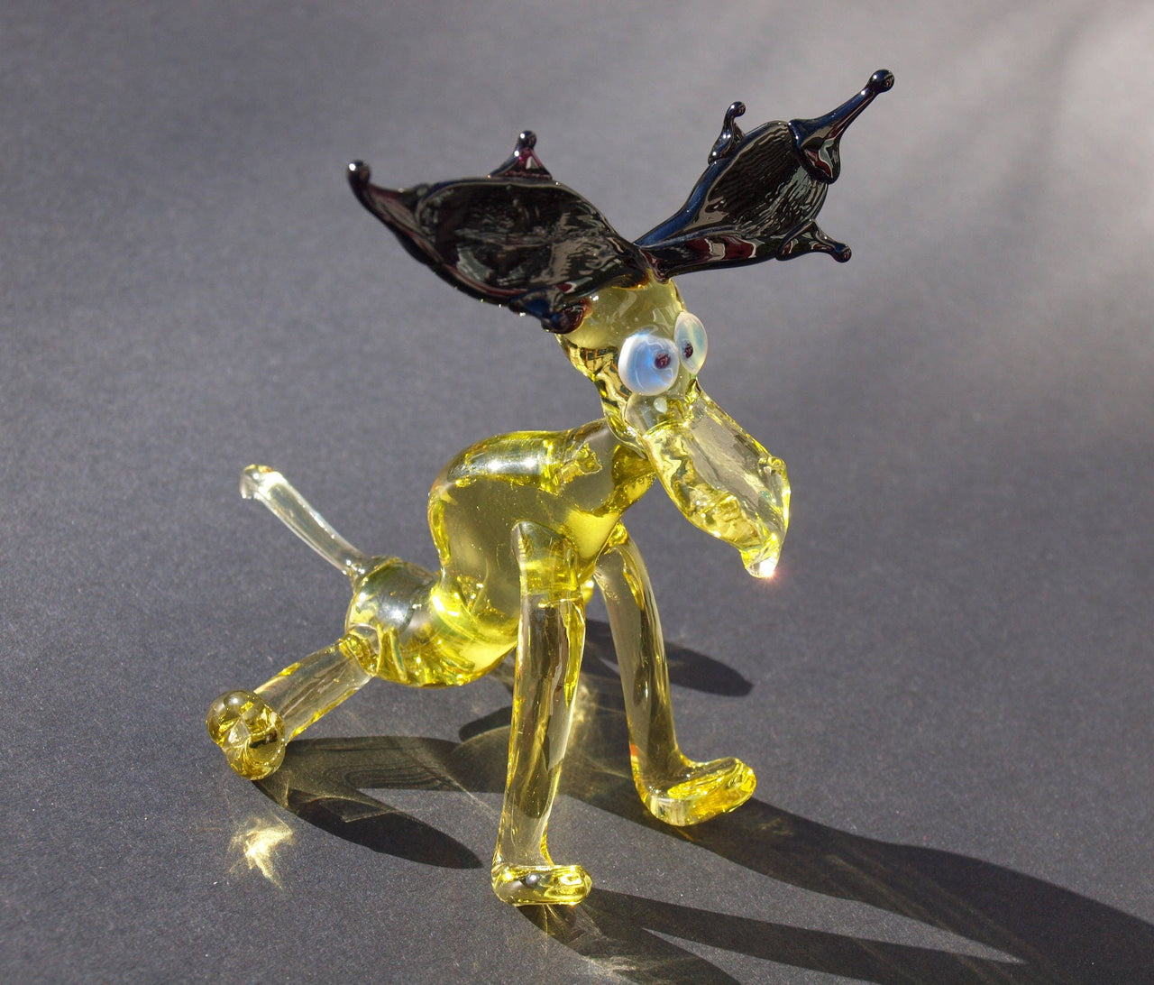 Moose Art, Moose Figurine, Moose, Tiny Glass Animals, Moose Decor, Moose Gifts, Glass Animal Figurines, Mini Glass Animals, Glass Moose