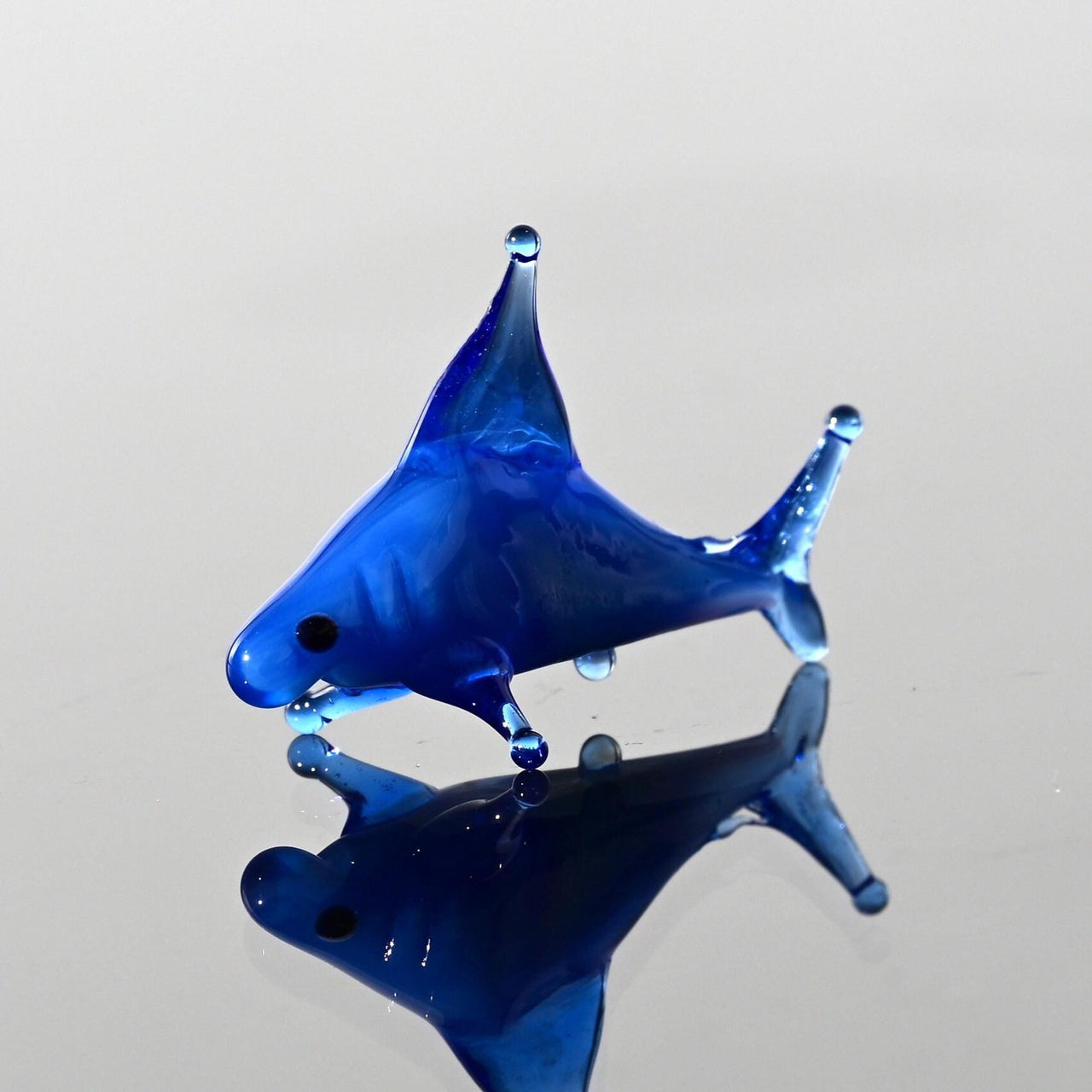 Shark Gifts, Shark Decor, Tiny Glass Animals, Shark, Glass Fish, Mini Glass Animals, Shark Art, Glass Animals, Shark Cake Topper