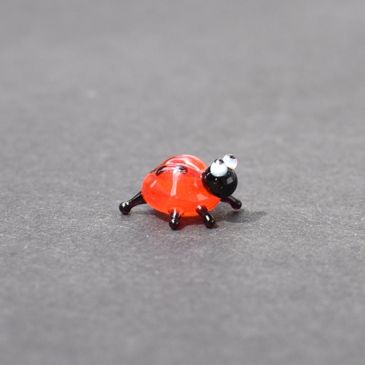 Ladybug Gifts, Tiny Glass Animals, Ladybug Charm, Glass Animals, Mini Glass Animals, Ladybug Decor, Blown Glass Animals, Miniature, Red