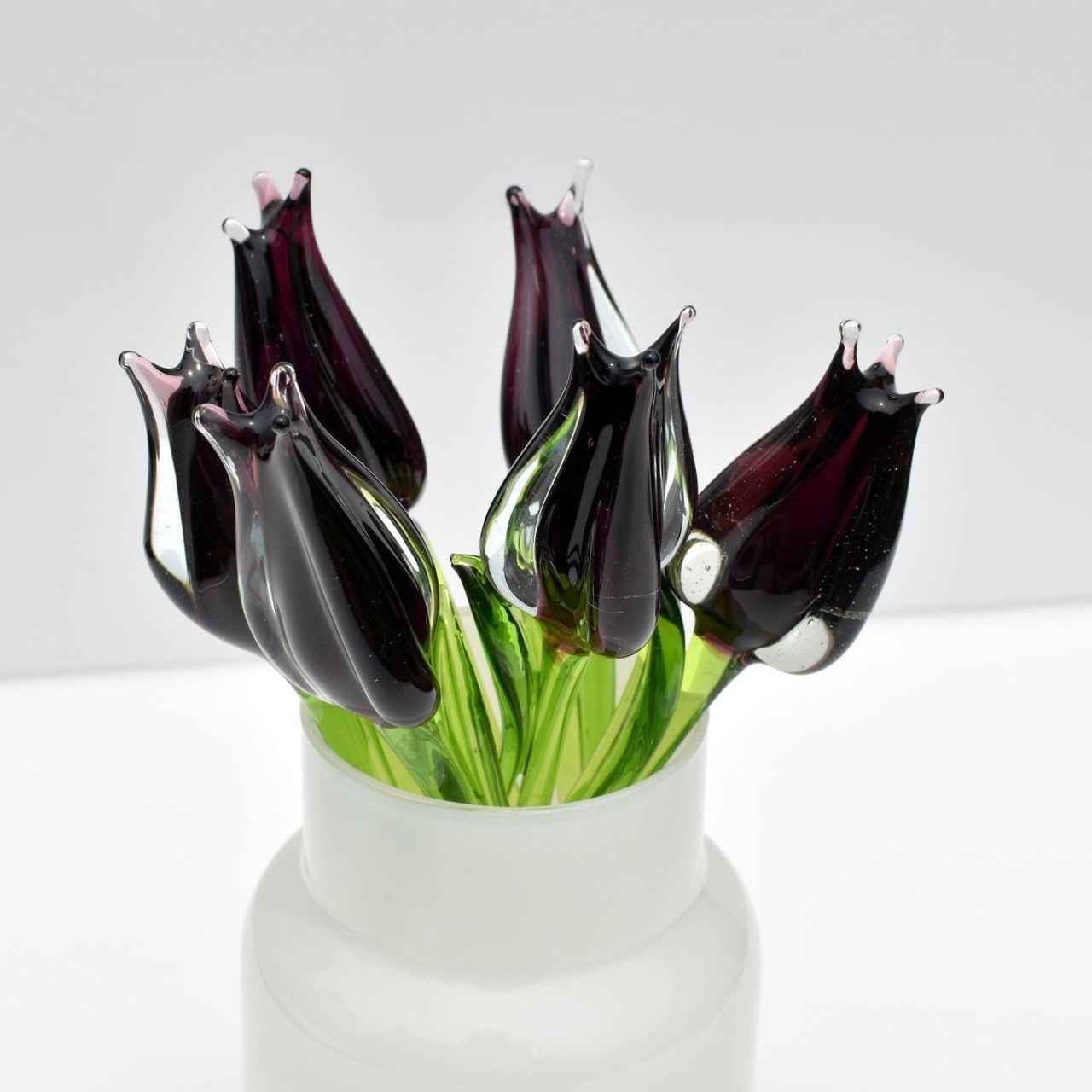 Purple Glass Tulip Flowers, Goth Mothers Gift, Blown Glass Flowers Bouquet - Glass Birth Month Flowers - Tulip Glass Flowers with Stems