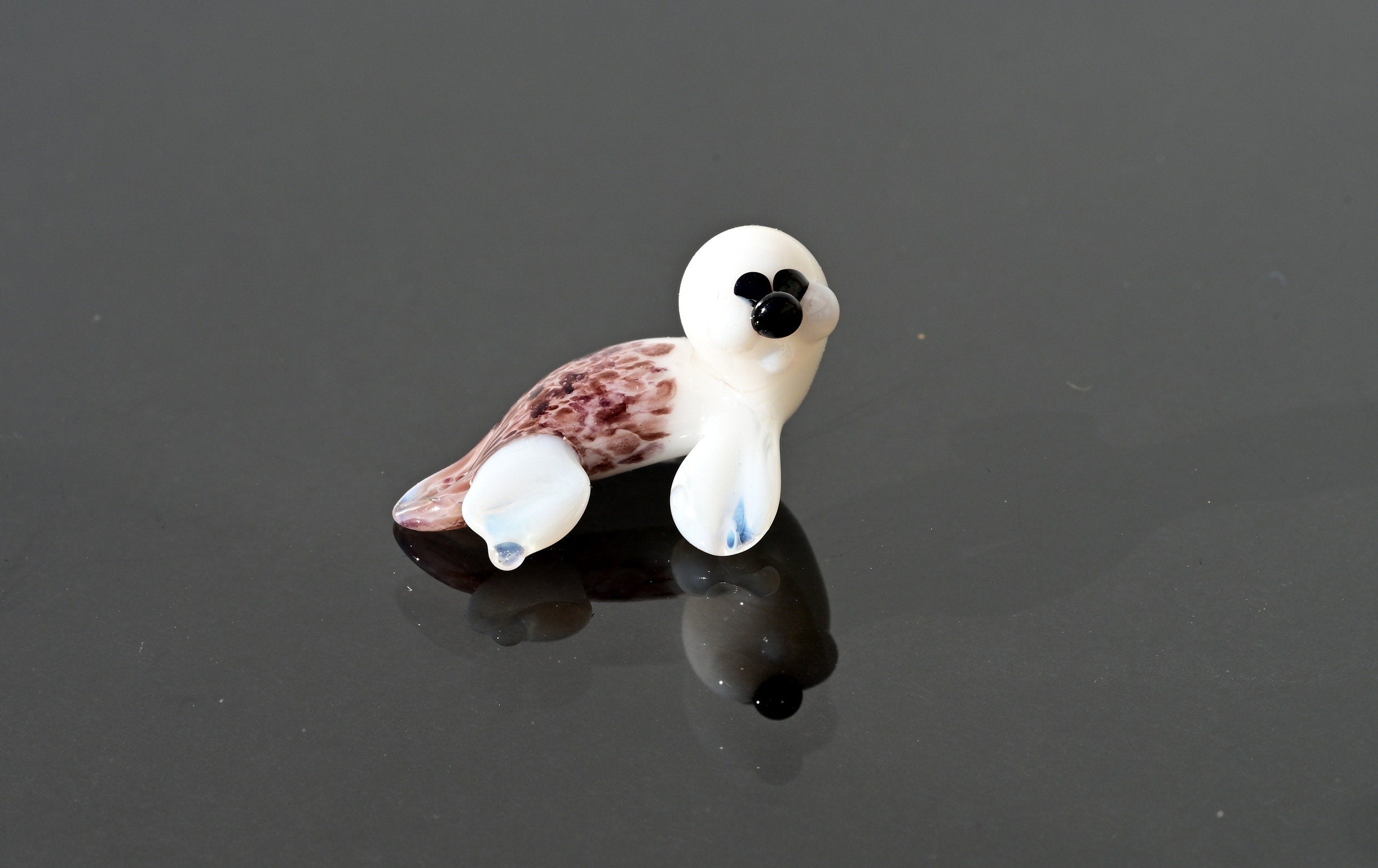 Seal, Ocean Decor, Tiny Glass Animals, Sea Creatures, Ocean Art, Mini Glass Animals, Sea Animals, Glass Figures, White Seal, Miniature
