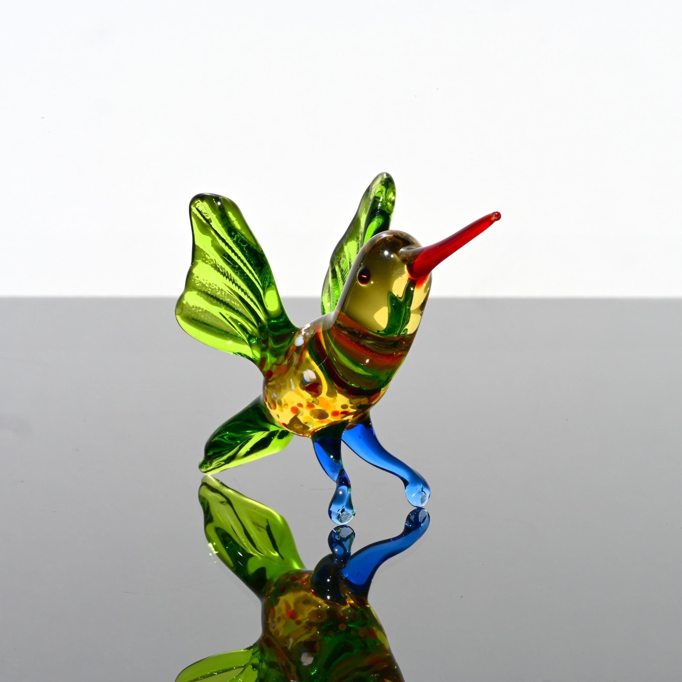 Humming Bird Figurine, Hummingbird Gifts, Hummingbird Statue, Blown Glass Hummingbird Memorial, Bird Lover Gift, Murano Glass Bird