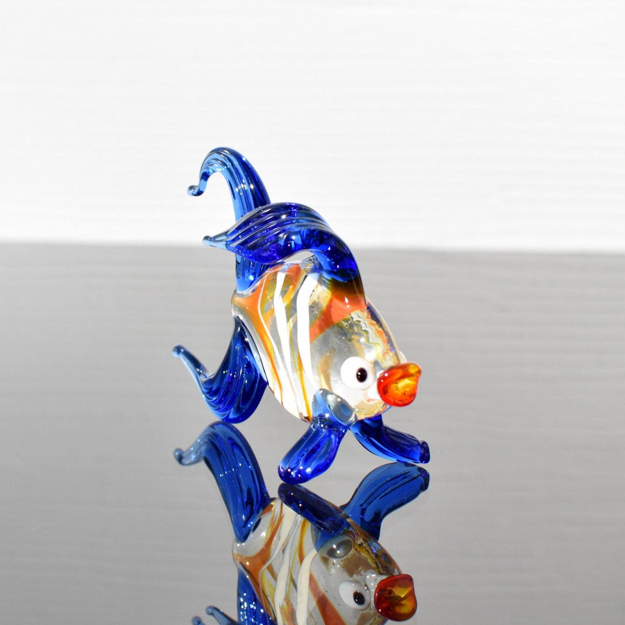 Glass Fish, Tiny Glass Animals, Murano Glass Fish, Fish Sculpture, Mini Glass Animals, Glass Animals, Tropical Fish, Glass Figures, Art