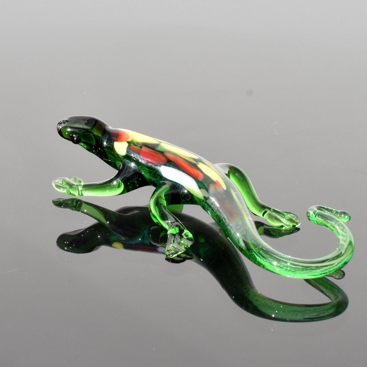 Handmade Glass Lizard, Salamander, Reptile Decor, Mini Glass Animals, Reptile Art, Glass Animals, Glass Sculpture, Green Lizard, Reptile