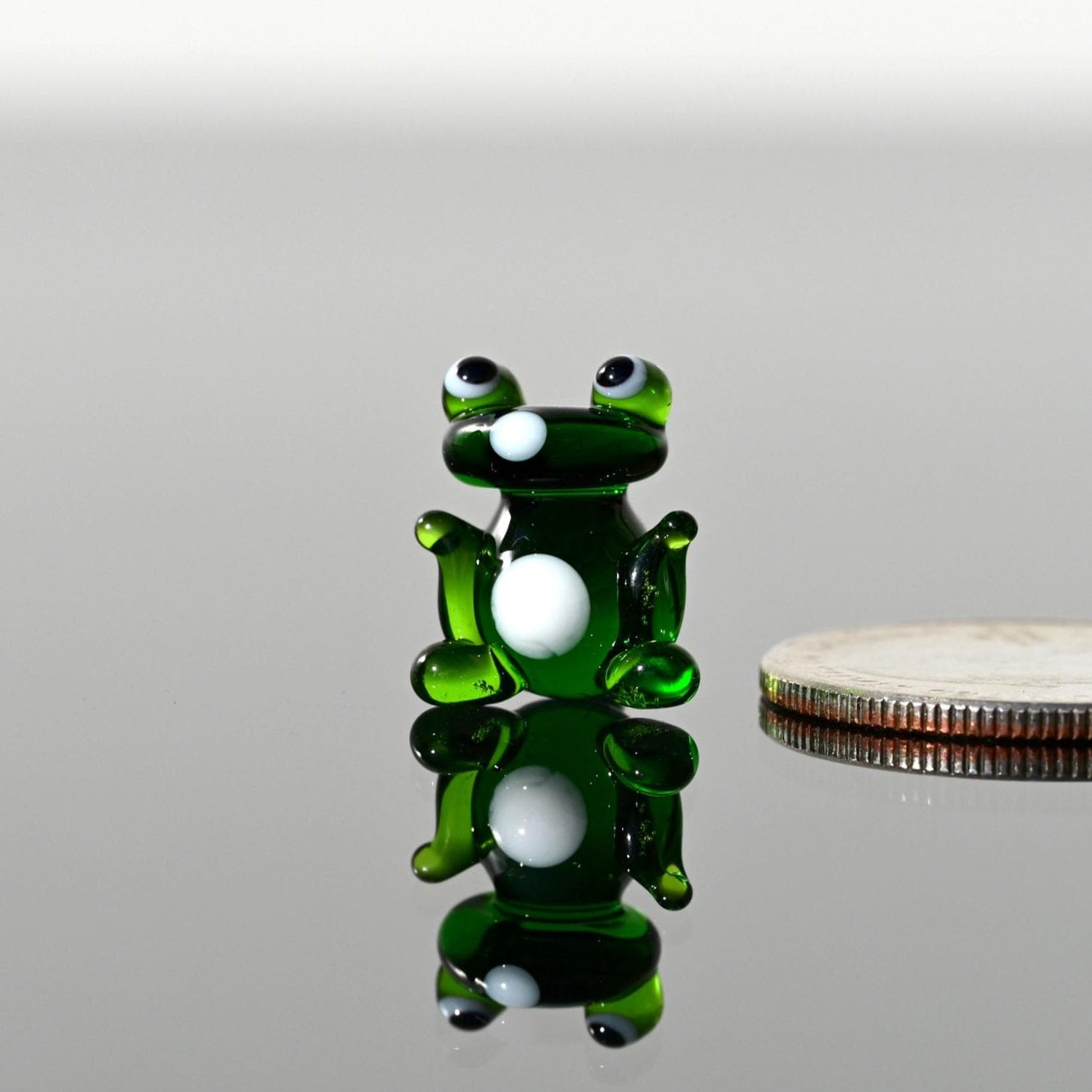 Mini Glass Animals, Tiny Glass Animals, Glass Animals, Cute Frog, Frog Figurines, Glass Frog, Frog Gifts, Mini Frog, Lampwork Glass