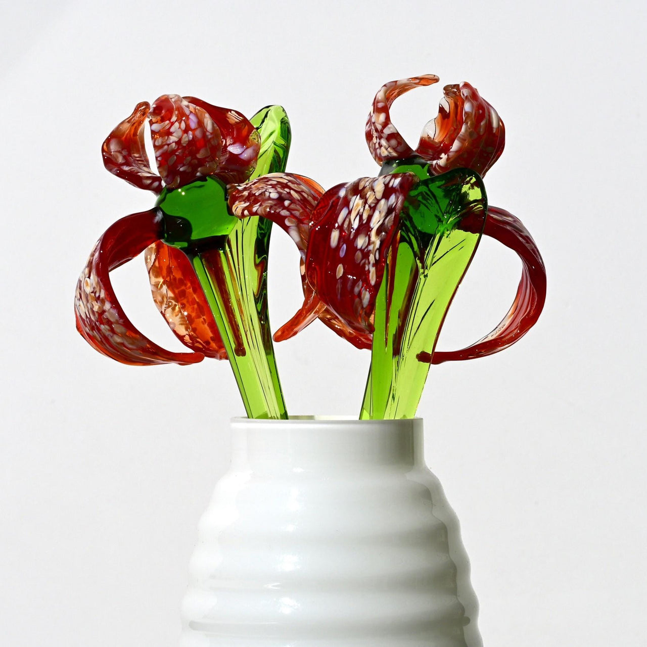 Glass Iris Gift, Red Glass Flowers Bouquet, Mini Glass Flowers Art, Glass Birth Month Flower Gift, Desk Decor for Women, Mothers Day Gifts,