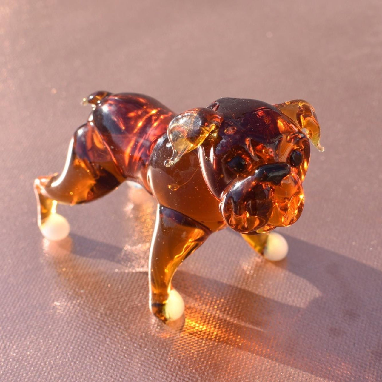 English Bulldog Figurine, Dog Memorial Gift, English Bulldog Gifts, Red & White Glass Dog, Blown Glass Animals, Bulldog Art Decor
