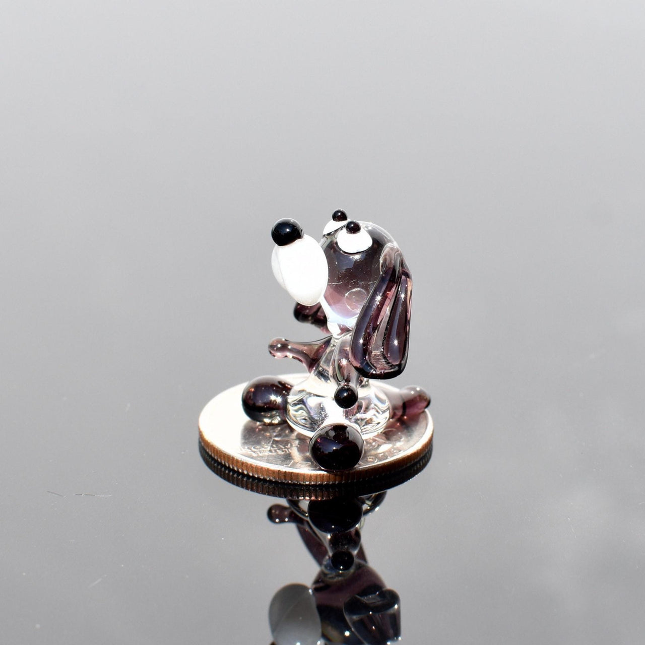 Glass Dog Figurine, Beagle Art, Tiny Glass Animals, Beagle Puppy, Miniature Glass Animals, Mini Dog Figurine, Dog Memorial Gift,
