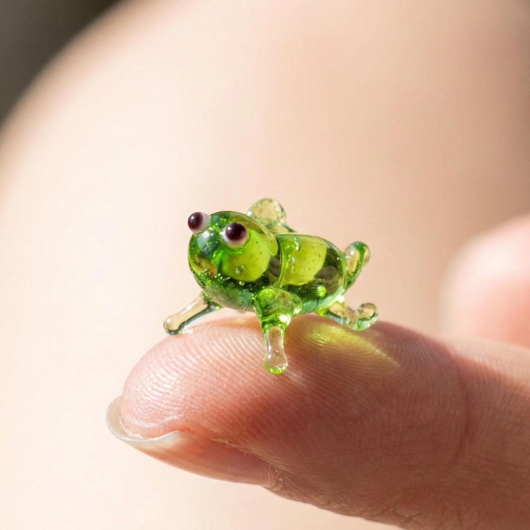 Tiny Glass Animals, Miniature Glass Animals, Cute Frog, Glass Frog, Glass Animals, Frog Figurines, Mini Frog, Lampwork Glass, Frog Gifts